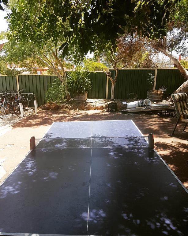 Planet Inn Backpackers Perth Buitenkant foto